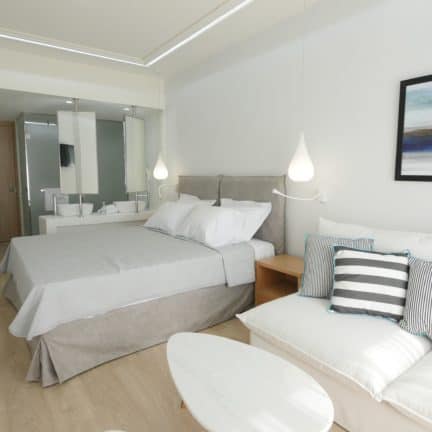 Hotelkamer van Samian Mare Hotel Suites & Spa in Karlovassi, Samos