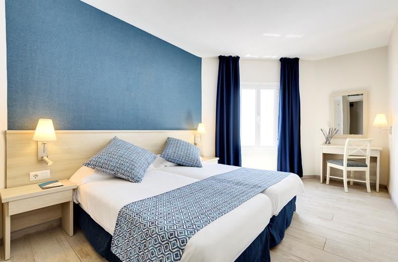 Hotelkamer van Marinda Garden in Cala 'n Bosch, Menorca