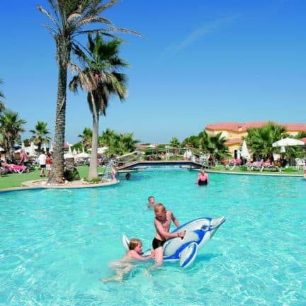 Zwembad van Marinda Garden in Cala 'n Bosch, Menorca