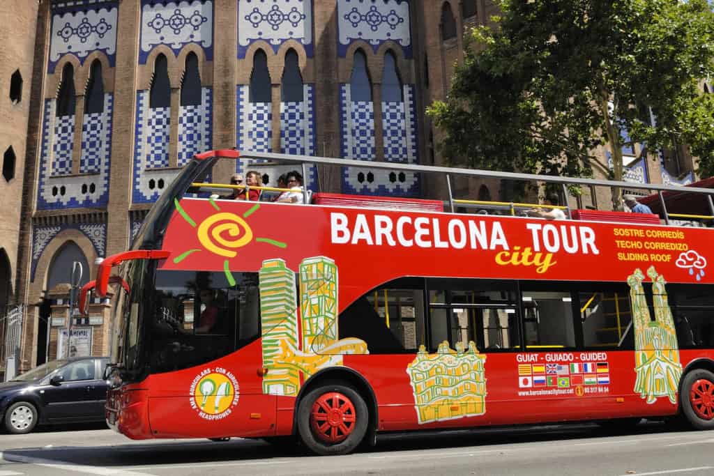 Ontdek Barcelona op je eigen tempo met de hop-on hop-off bustour