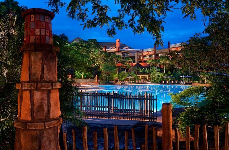 Zwembad van Disney's Animal Kingdom Lodge in Orlando, Florida