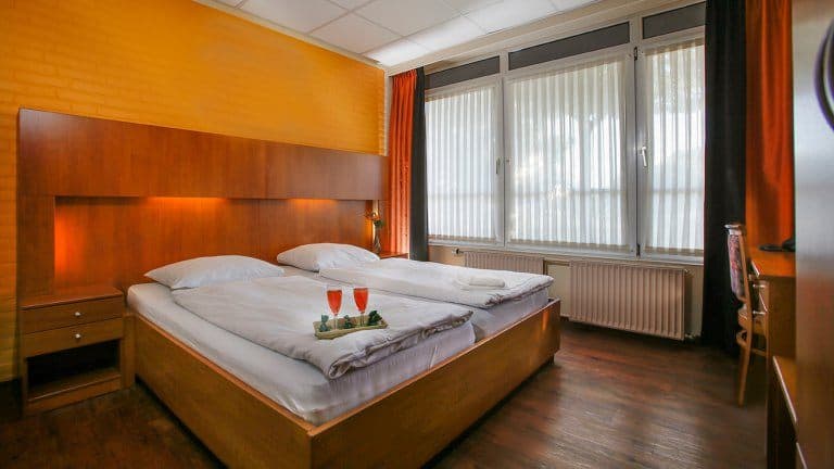 Hotelkamer van Hotel en attractiepark Wunderland Kalkar in Kalkar, Duitsland
