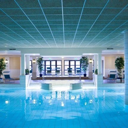 Zwembad van Hotel Heerlickheijd van Ermelo in Ermelo, Gelderland