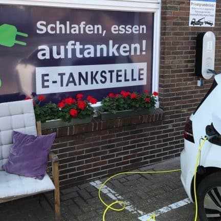 Oplaadpunt voor elektrische auto van dS Hotel en Restaurant Bad Bentheim in Bad Bentheim, Nedersaksen, Duitsland