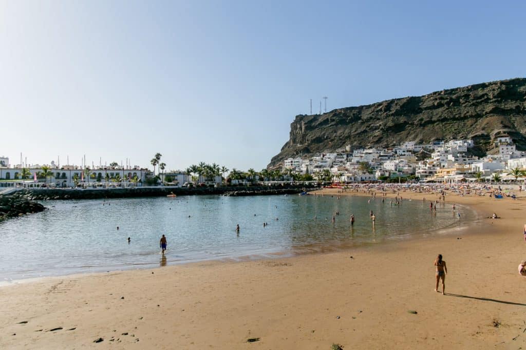Strand van Radisson Blu Resort & Spa in Puerto de Mogán, Gran Canaria, Spanje
