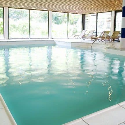 Zwembad van Bilderberg Hotel Wolfheze in Wolfheze, Gelderland, Nederland