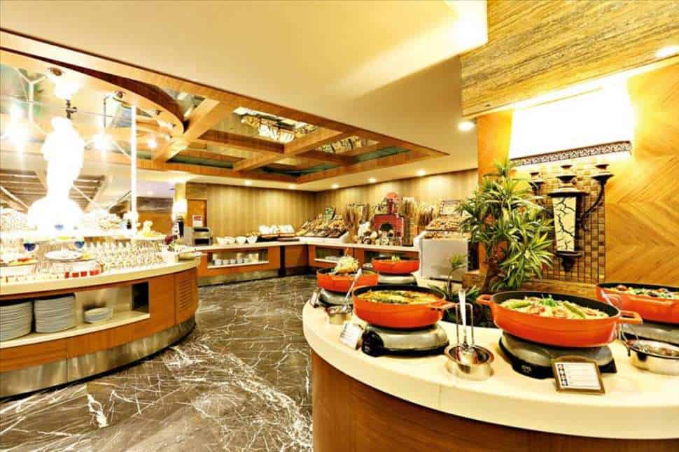 Buffetrestaurant van Royal Dragon Hotel in Side, Turkse Rivièra, Turkije