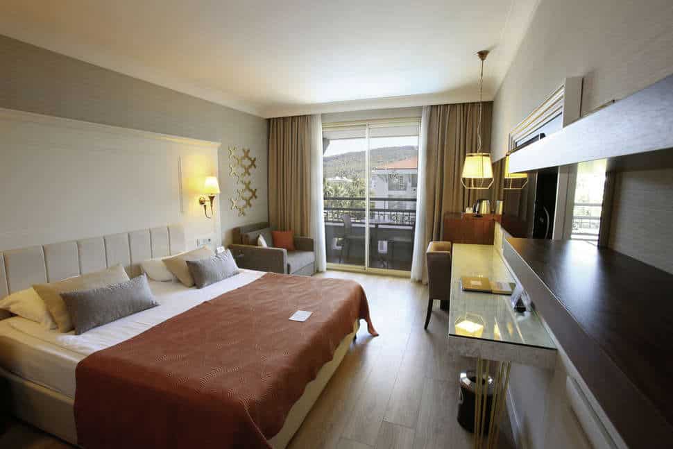 Hotelkamer van Fame Residence Kemer & Spa in Kemer, Turkse Rivièra, Turkije