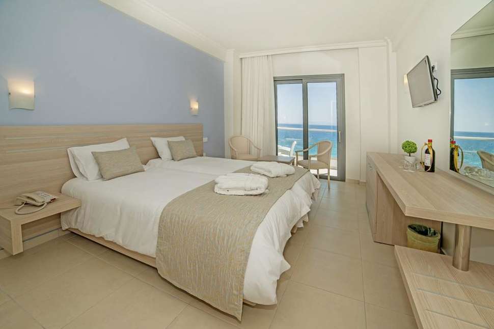Hotelkamer van Rhodos Horizon Resort in Rhodos-Stad, Rhodos, Griekenland