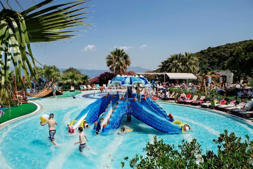 Kinderbad van Pine Bay Holiday Resort in Kusadasi, Noord-Egeïsche Kust, Turkije