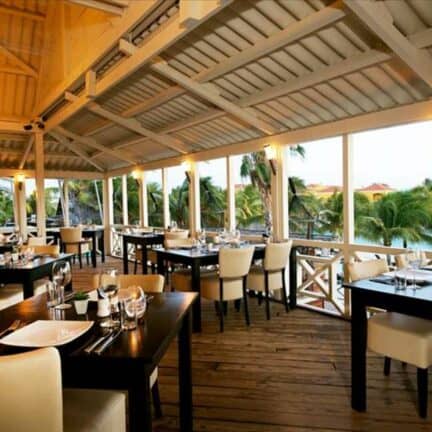 Restaurant van LionsDive Beach Resort in Willemstad, Curaçao, Curaçao