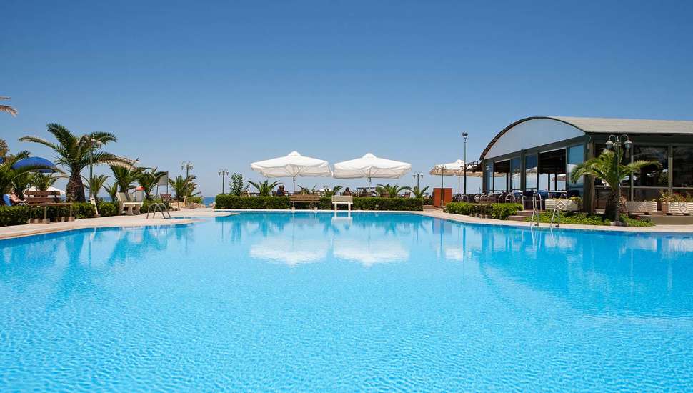 Zwembad van Marino’s Beach Appartementen in Rethymnon, Kreta, Griekenland
