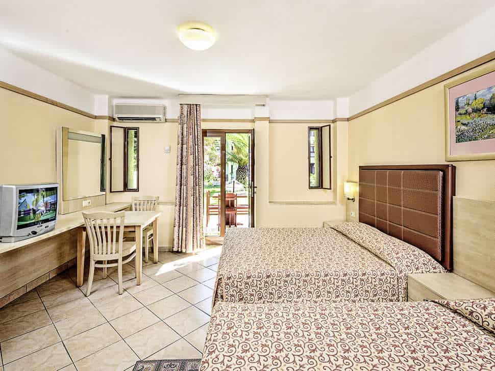 Hotelkamer van Vonresort Golden Beach in Colakli, Antalya, Turkije
