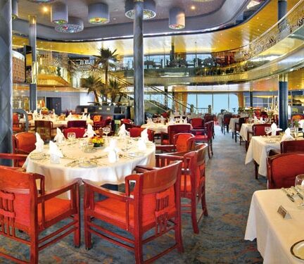 Restaurant van Cruiseschip MS Rotterdam