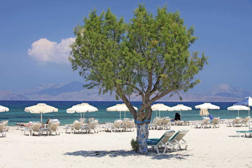 Strand van Platanista Hotel in Psalidi, Kos, Griekenland