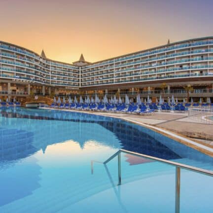 Zwembad van Eftalia Ocean Hotel in Alanya, Turkse Rivièra, Turkije
