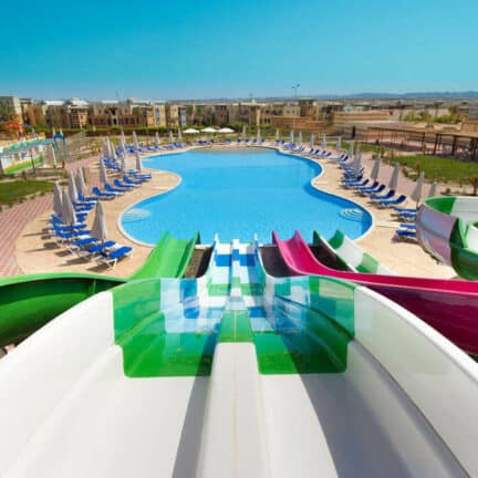 Glijbanen van Sunrise Marina Resort in Marsa Alam, Rode Zee, Egypte