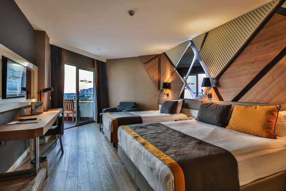Hotelkamer van Saturn Palace Resort in Lara Beach, Turkse Rivièra, Turkije
