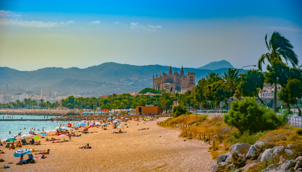 Strand van Playa de Palma op Mallorca
