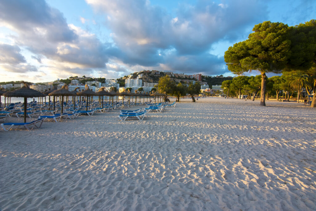 Strand van Santa Ponsa op Mallorca