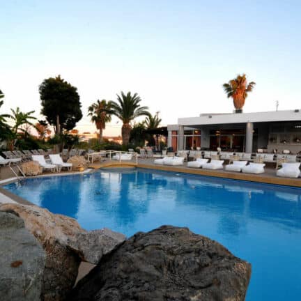 Zwembad van Palm Beach Hotel in Kos-Stad, Kos, Griekenland