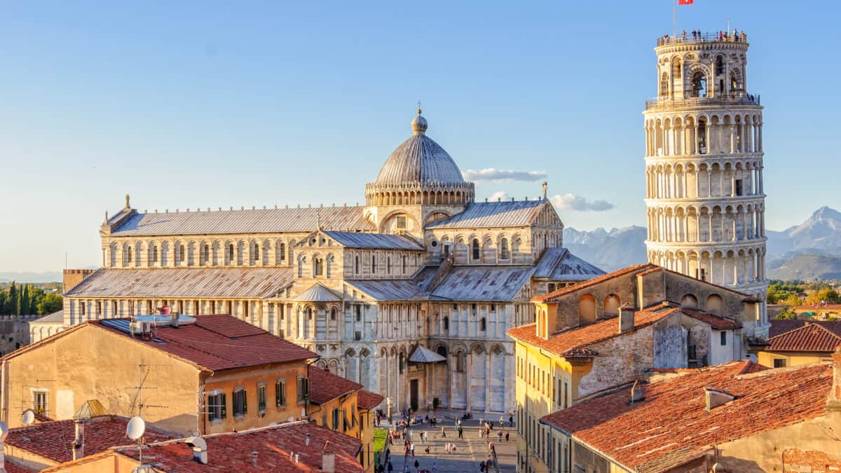 De Duomo en de toren van Pisa in Toscane, Italië
