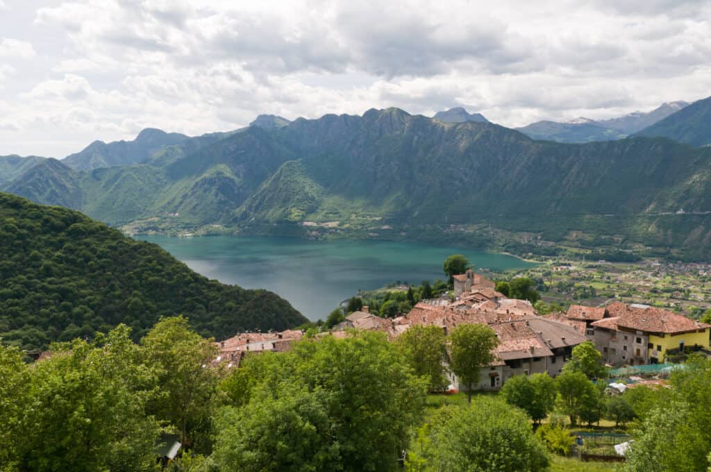 Italiaanse meren: Idro meer of Lago di Idro