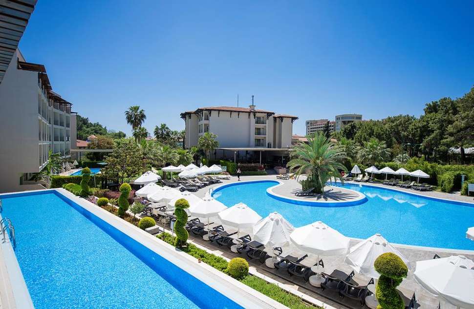 Zwembad van Barut Hemera Resort & Spa in Side, Turkse Rivièra, Turkije