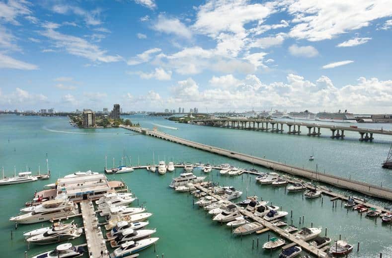 Uitzicht van Miami Marriott Biscayne Bay in Miami, Florida, Verenigde Staten