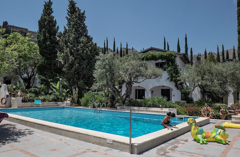 Zwembad van Residence Terra Rossa in Taormina, Sicilië, Italië