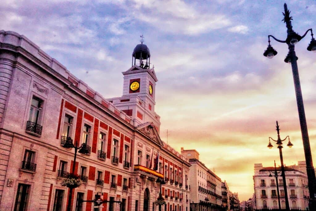 Klok van de Puerta de Sol in Madrid