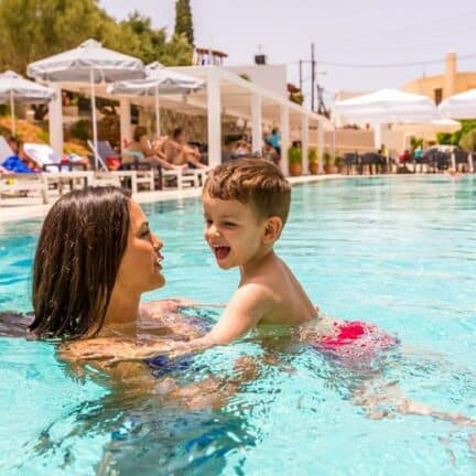 Zwembad van Time to Smile Sundance in Koutouloufari, Kreta, Griekenland