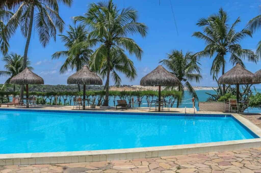 Zwembad van Marinas Resort in Tibau do Sul, Brazilië