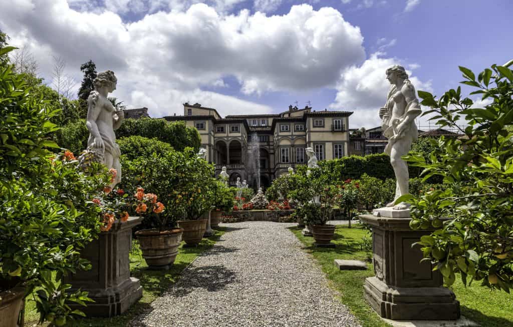 Palazzo Pfanner met tuinen in Lucca