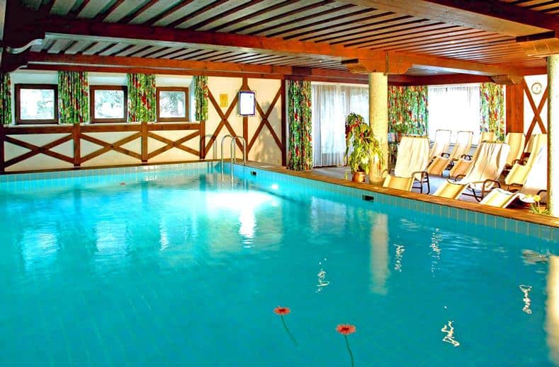 Zwembad van Hotel Arlberg