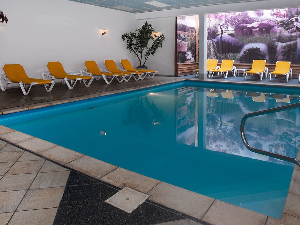 Zwembad van Fletcher Hotel-Restaurant De Zeegser Duinen