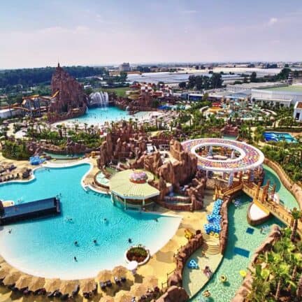 Waterpark en pretpark van The Land of Legends Kingdom Hotel