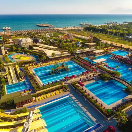 Aska Lara Resort & Spa in Lara Beach, Turkije
